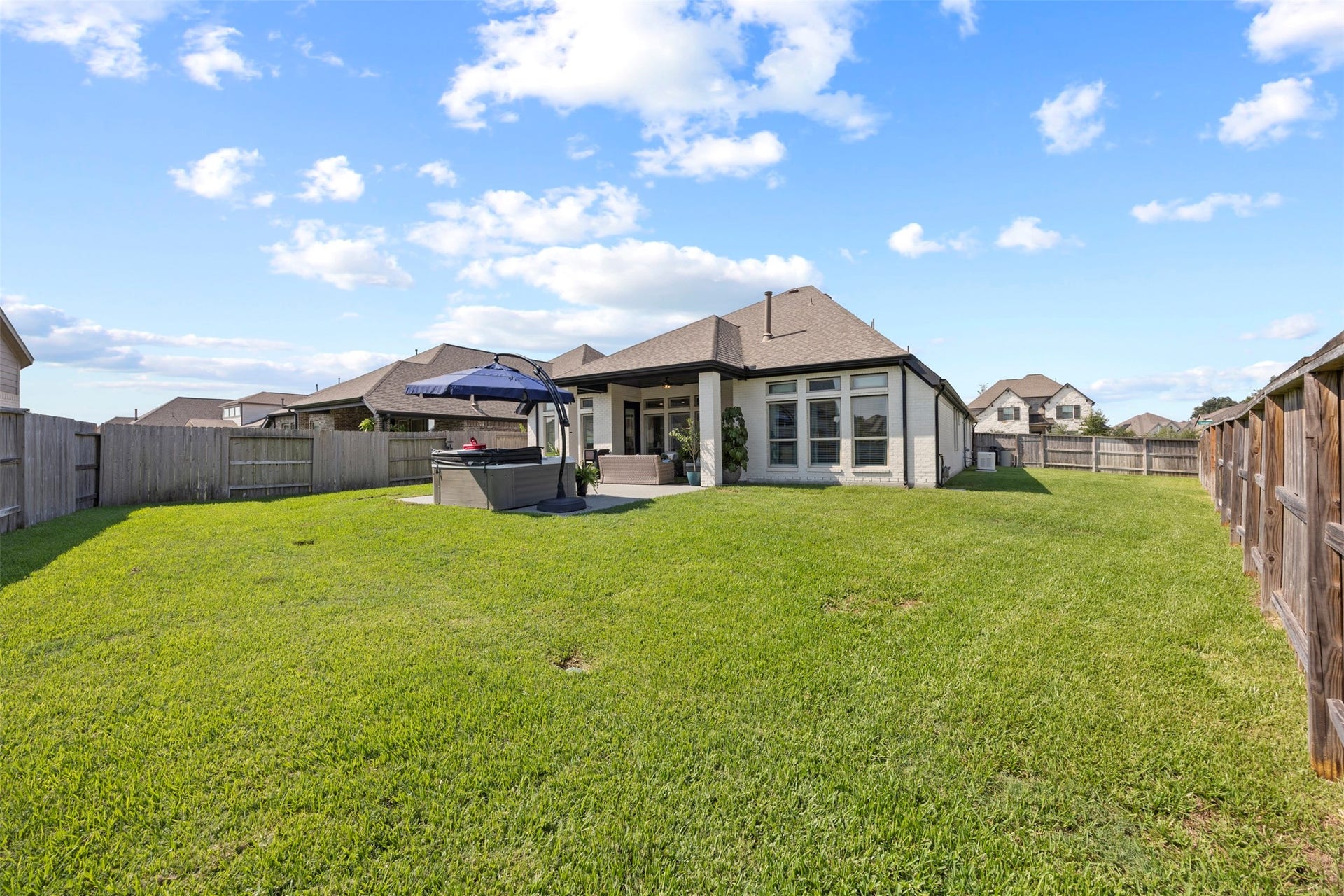 18907 Toscana Lane, New Caney, TX 77357