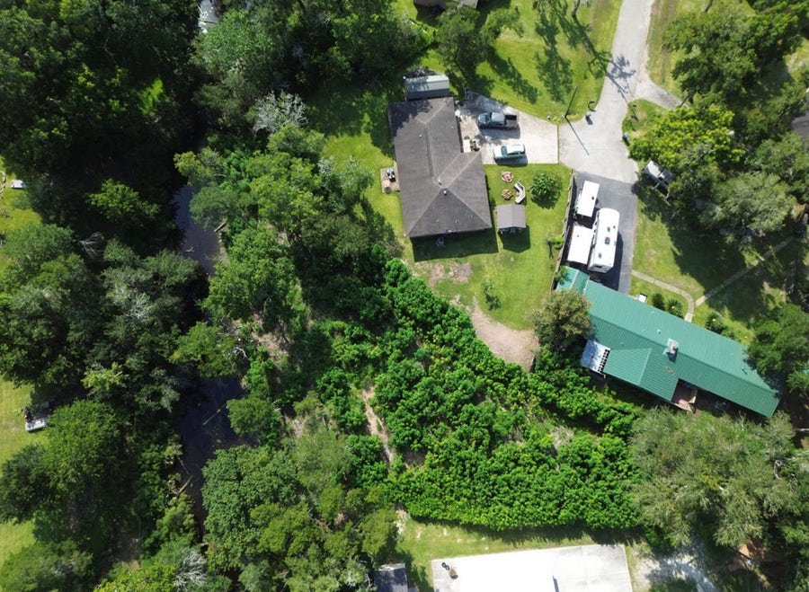 Property photo for 9230 Woodacres Dr, Hitchcock, TX