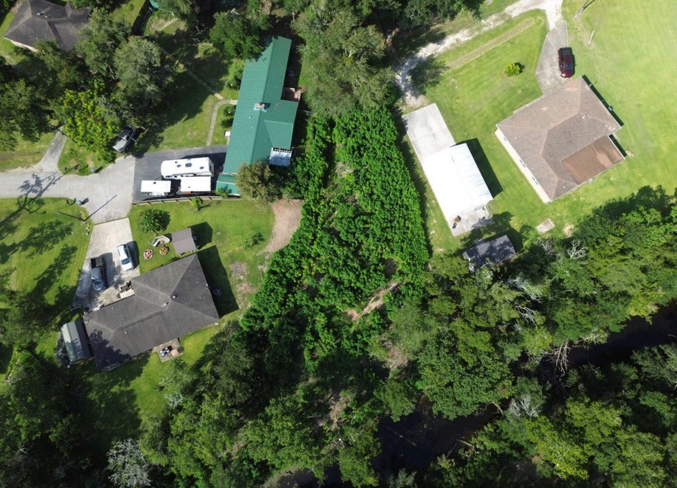 9230 Woodacres Dr, Hitchcock, TX 77563 9230 Woodacres Dr, Hitchcock, TX 77563