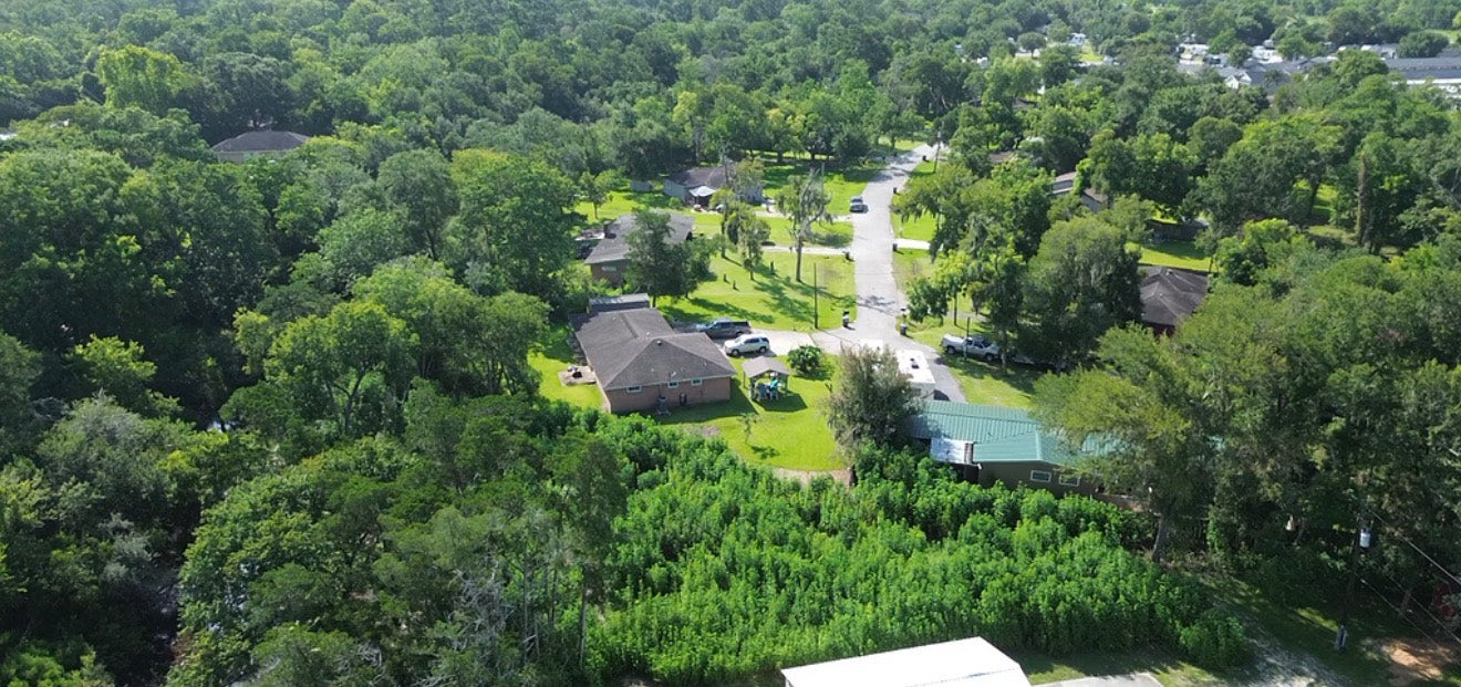9230 Woodacres Dr, Hitchcock, TX 77563 9230 Woodacres Dr, Hitchcock, TX 77563
