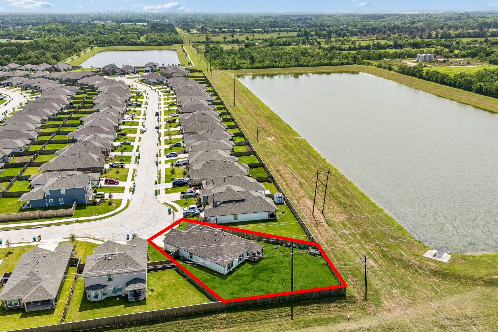 4989 Perennial Lane, La Marque, TX 77568 4989 Perennial Lane, La Marque, TX 77568