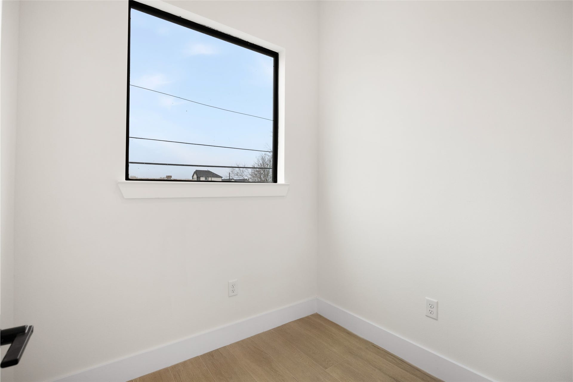 6332 Sidney Street, Houston, TX 77021 Home Office