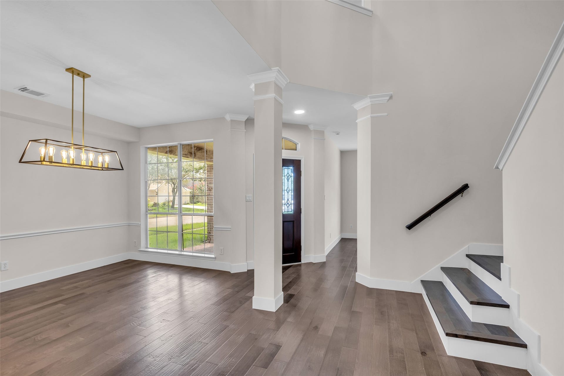 22002 Madera Canyon Court, Richmond, TX 77469 Experience modern elegance with freshly painted interiors and sleek 6-inch baseboards enhancing every room.