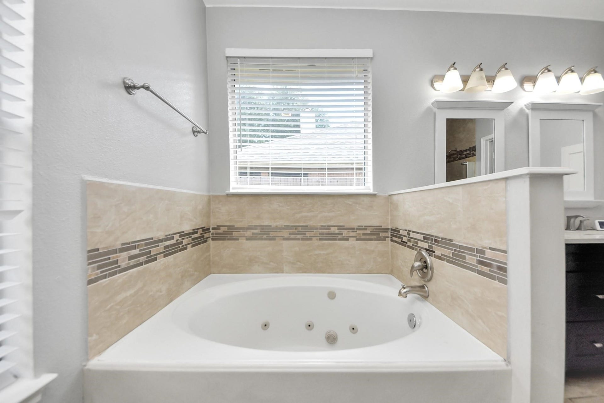 16111 Copper Canyon Drive, Friendswood, TX 77546 16111 Copper Canyon Drive, Friendswood, TX 77546