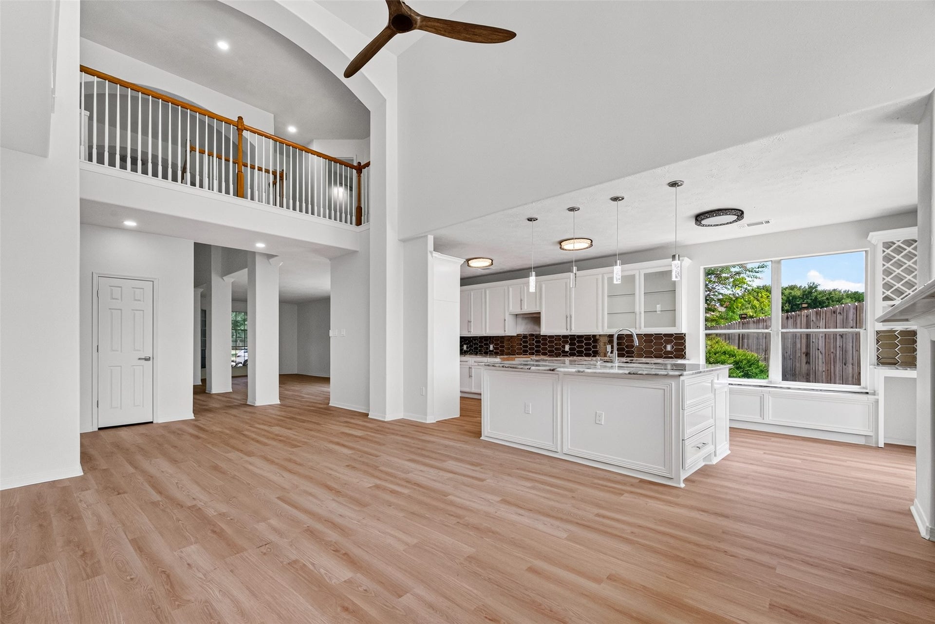 2210 Laurel River Bend, Houston, TX 77014 2210 Laurel River Bend, Houston, TX 77014