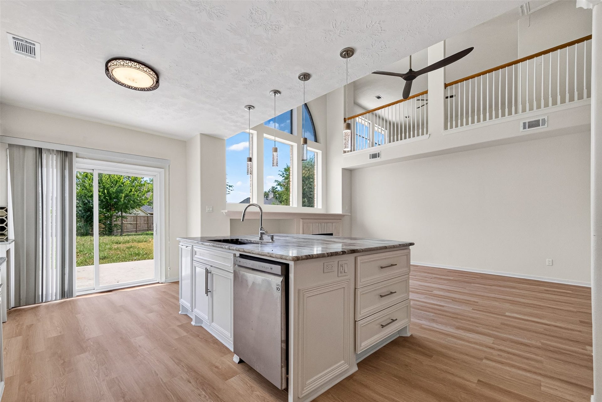 2210 Laurel River Bend, Houston, TX 77014 2210 Laurel River Bend, Houston, TX 77014