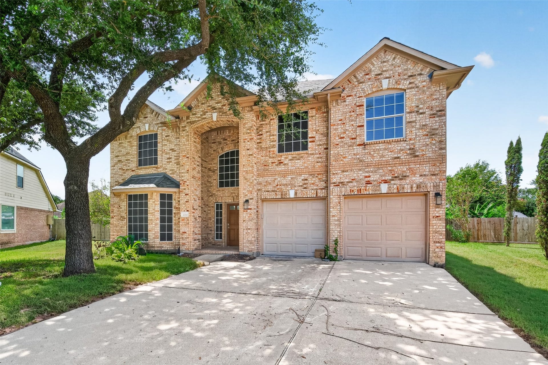 2210 Laurel River Bend, Houston, TX 77014 2210 Laurel River Bend, Houston, TX 77014