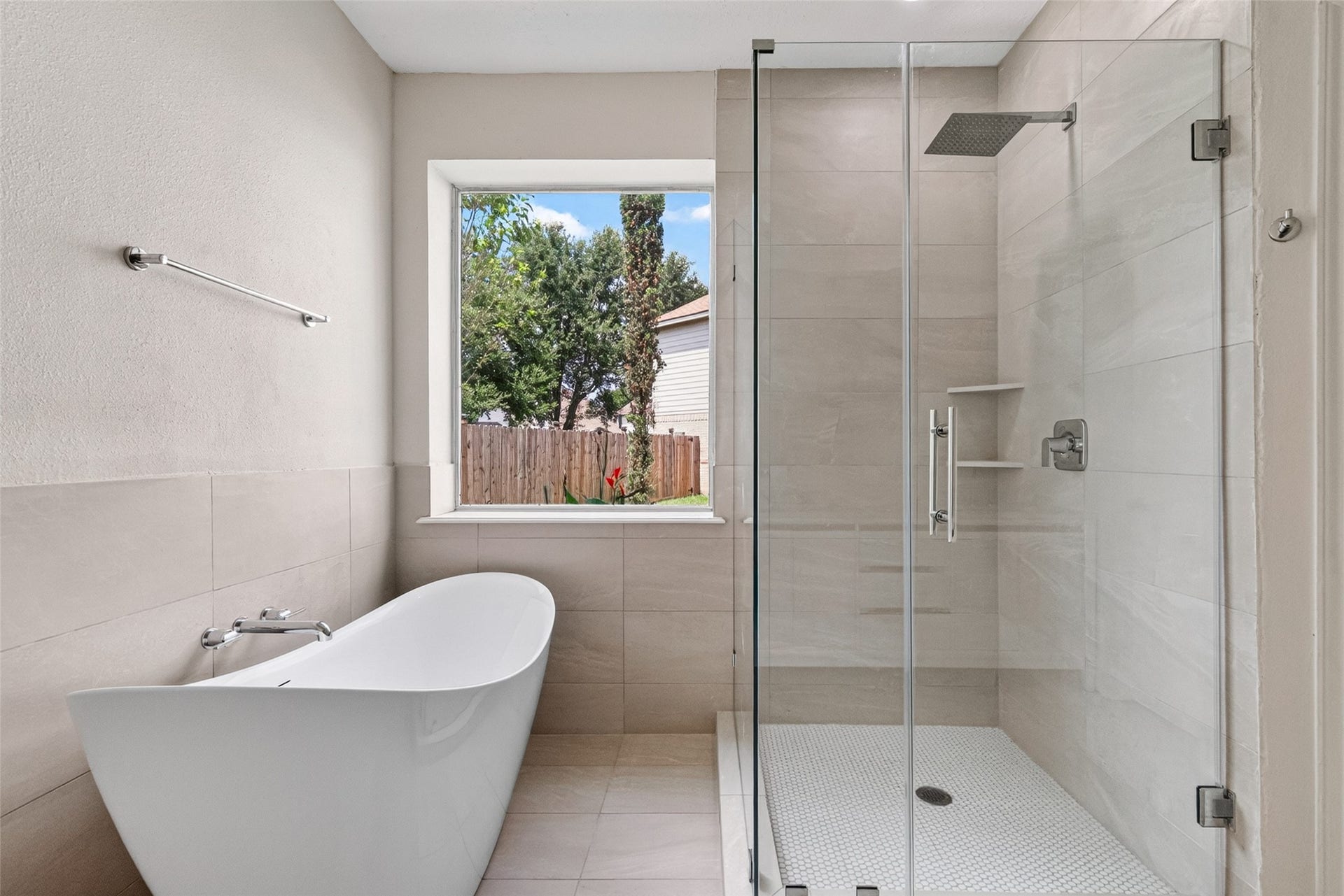 2210 Laurel River Bend, Houston, TX 77014 2210 Laurel River Bend, Houston, TX 77014