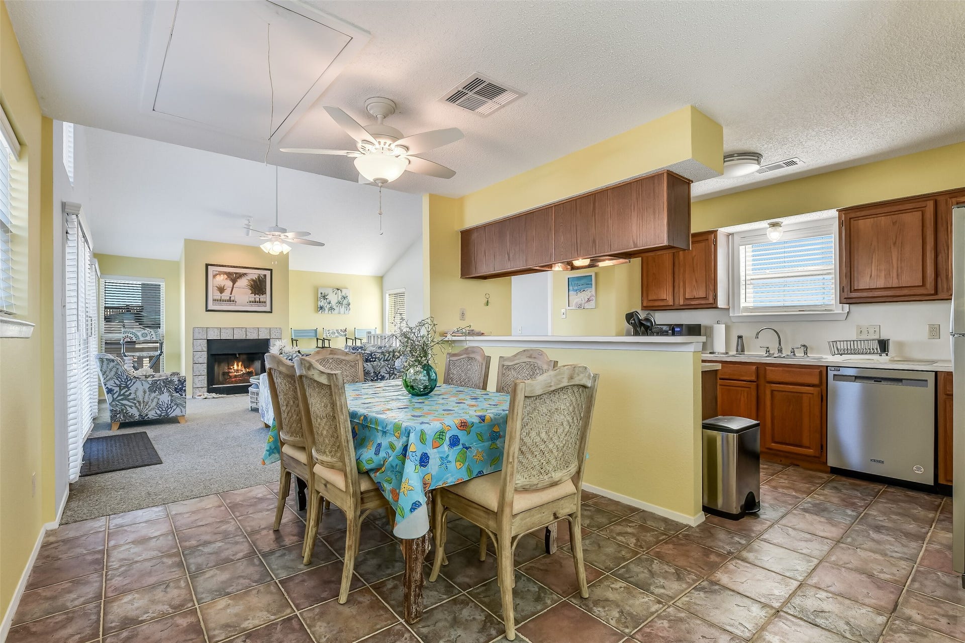 3902 Island Court, Galveston, TX 77554 3902 Island Court, Galveston, TX 77554