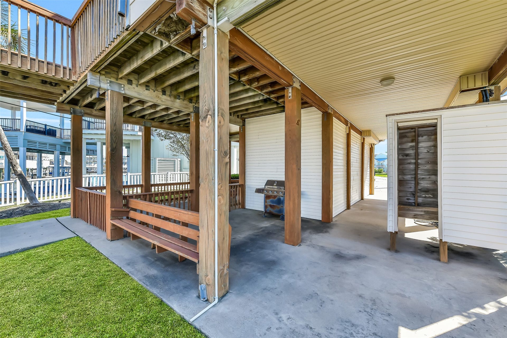 3902 Island Court, Galveston, TX 77554 3902 Island Court, Galveston, TX 77554