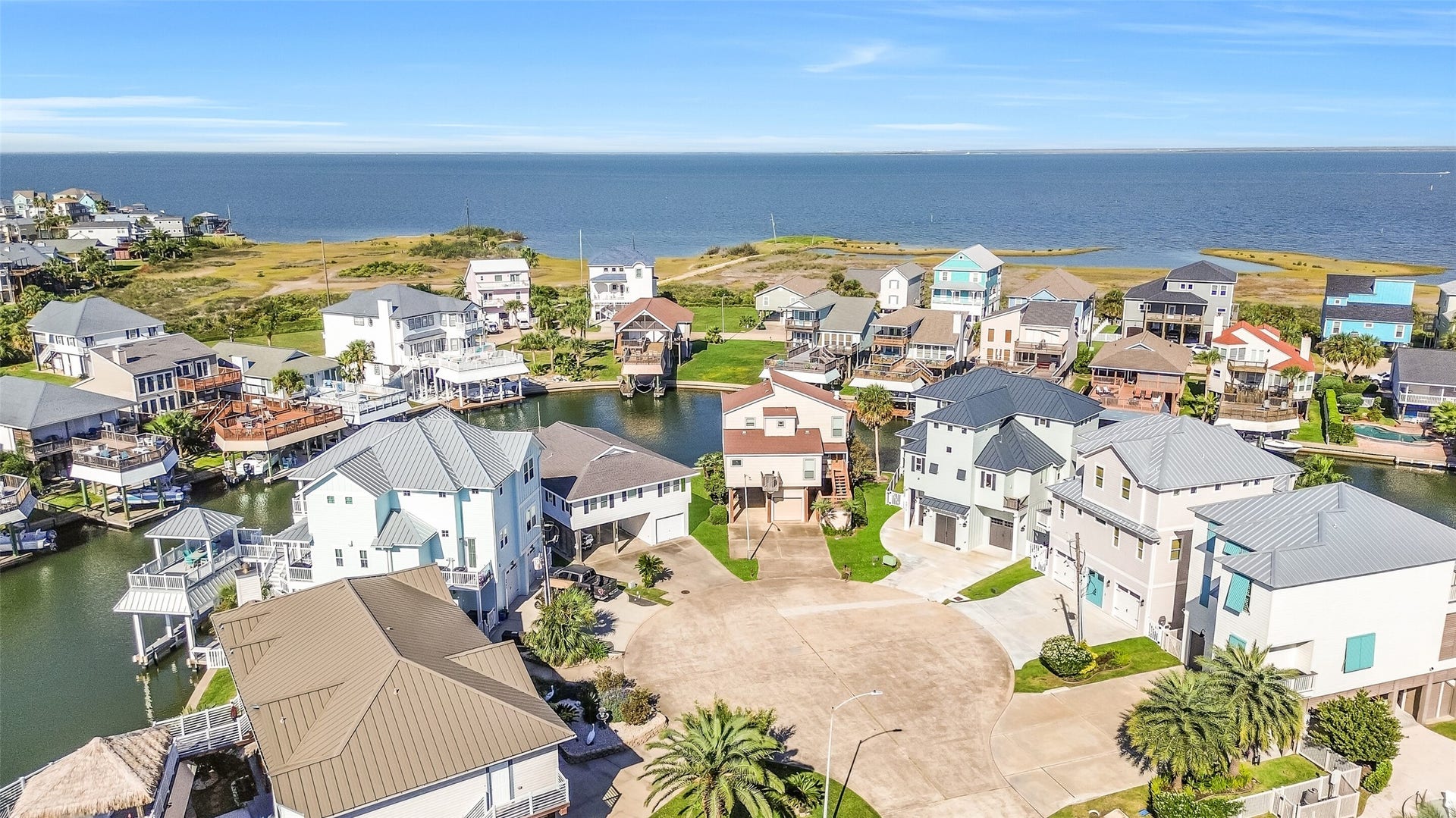 3902 Island Court, Galveston, TX 77554 3902 Island Court, Galveston, TX 77554