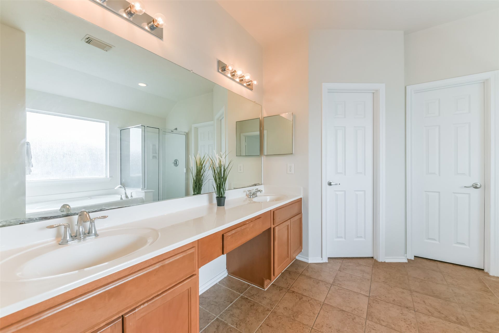5418 Lilac Grove Lane, Rosharon, TX 77583 5418 Lilac Grove Lane, Rosharon, TX 77583