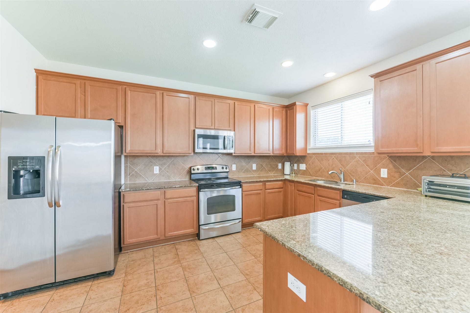 5418 Lilac Grove Lane, Rosharon, TX 77583 5418 Lilac Grove Lane, Rosharon, TX 77583