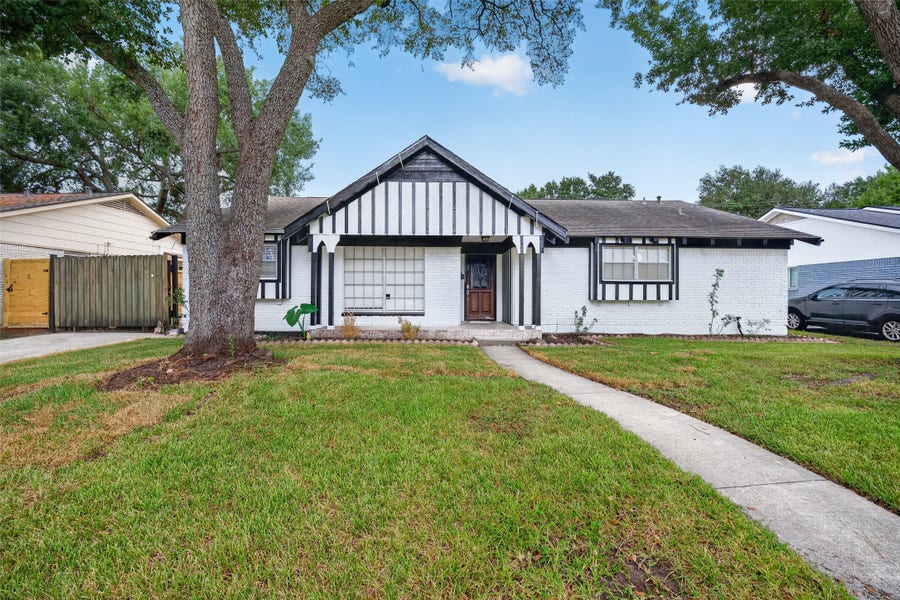Property photo for 6038 Cartagena Street, Houston, TX