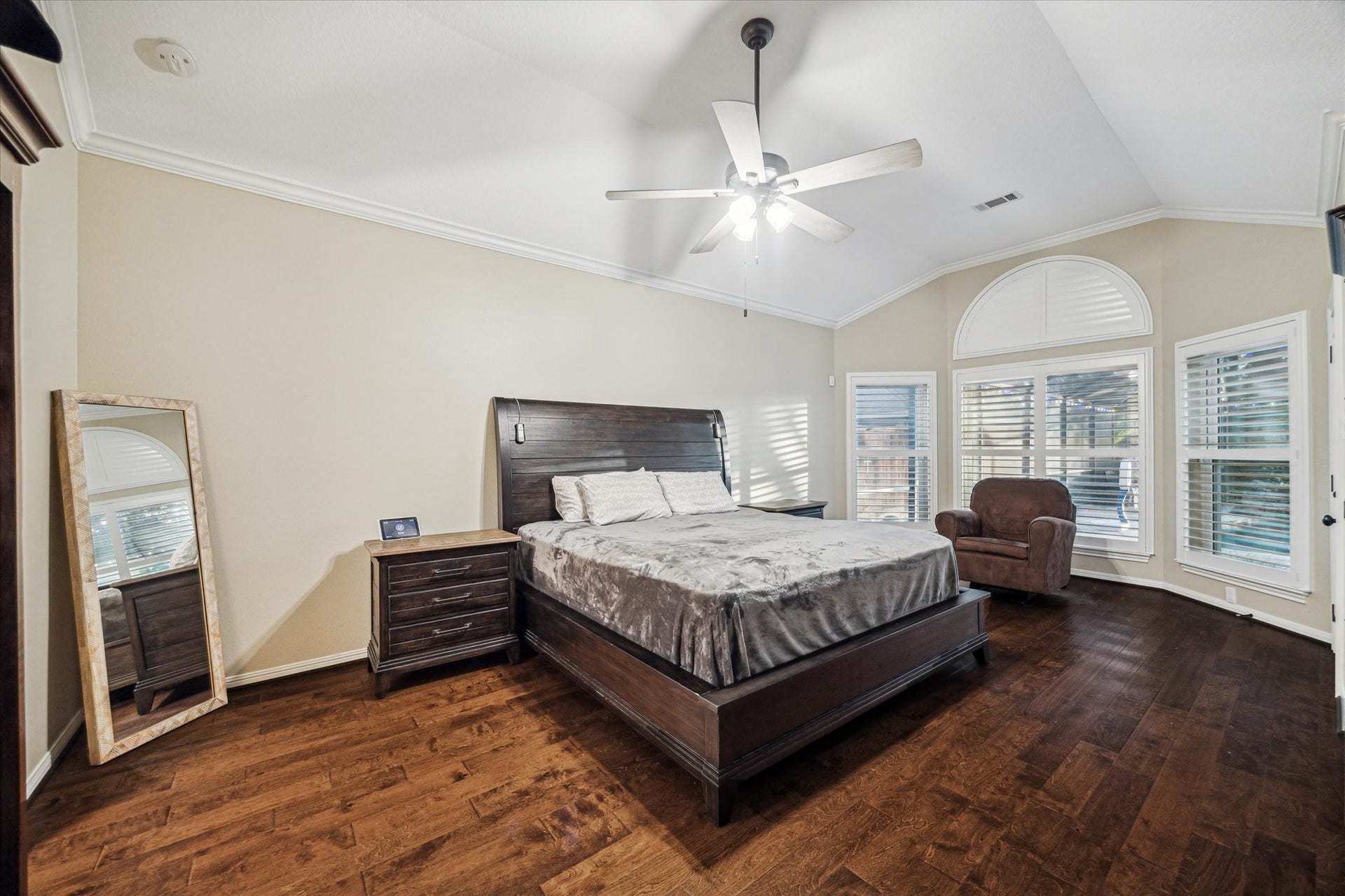 4107 Wentworth Drive, Fulshear, TX 77441 Huge Primary Bedroom that can be your personal Sanctuary!