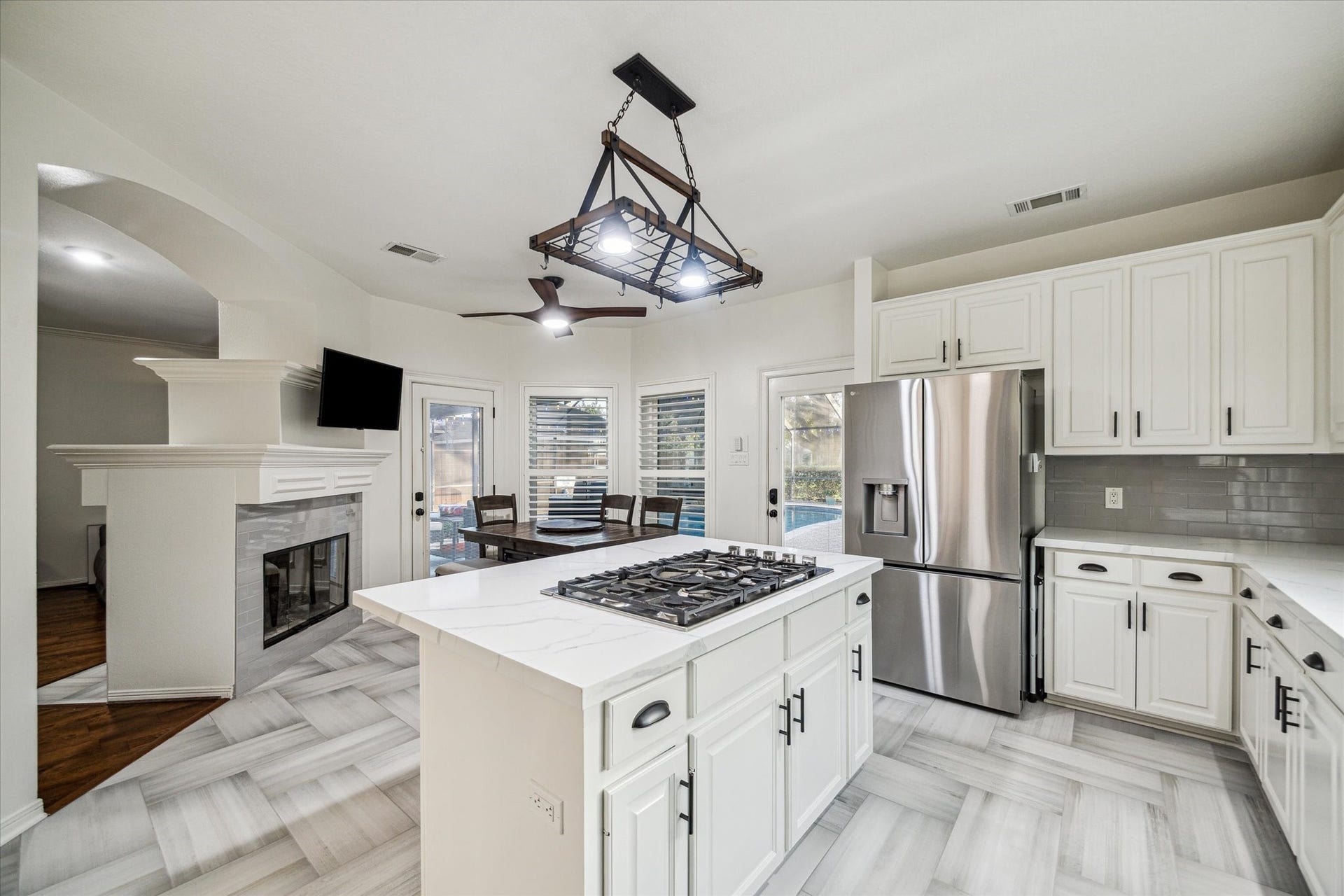 4107 Wentworth Drive, Fulshear, TX 77441 4107 Wentworth Drive, Fulshear, TX 77441