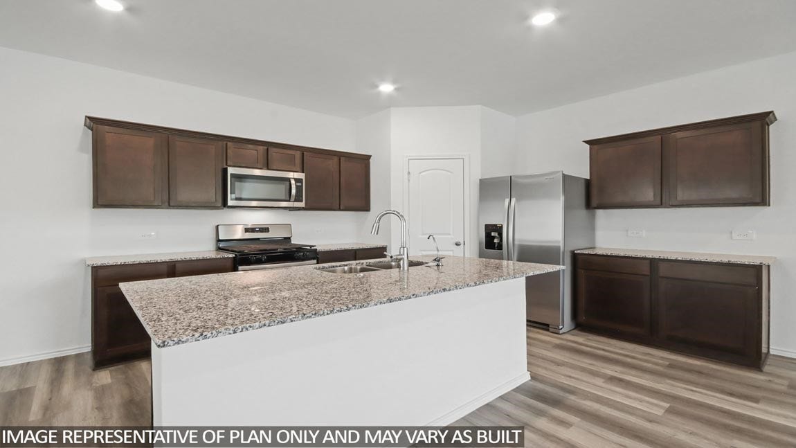 1807 Running Bear Trail, Crosby, TX 77532