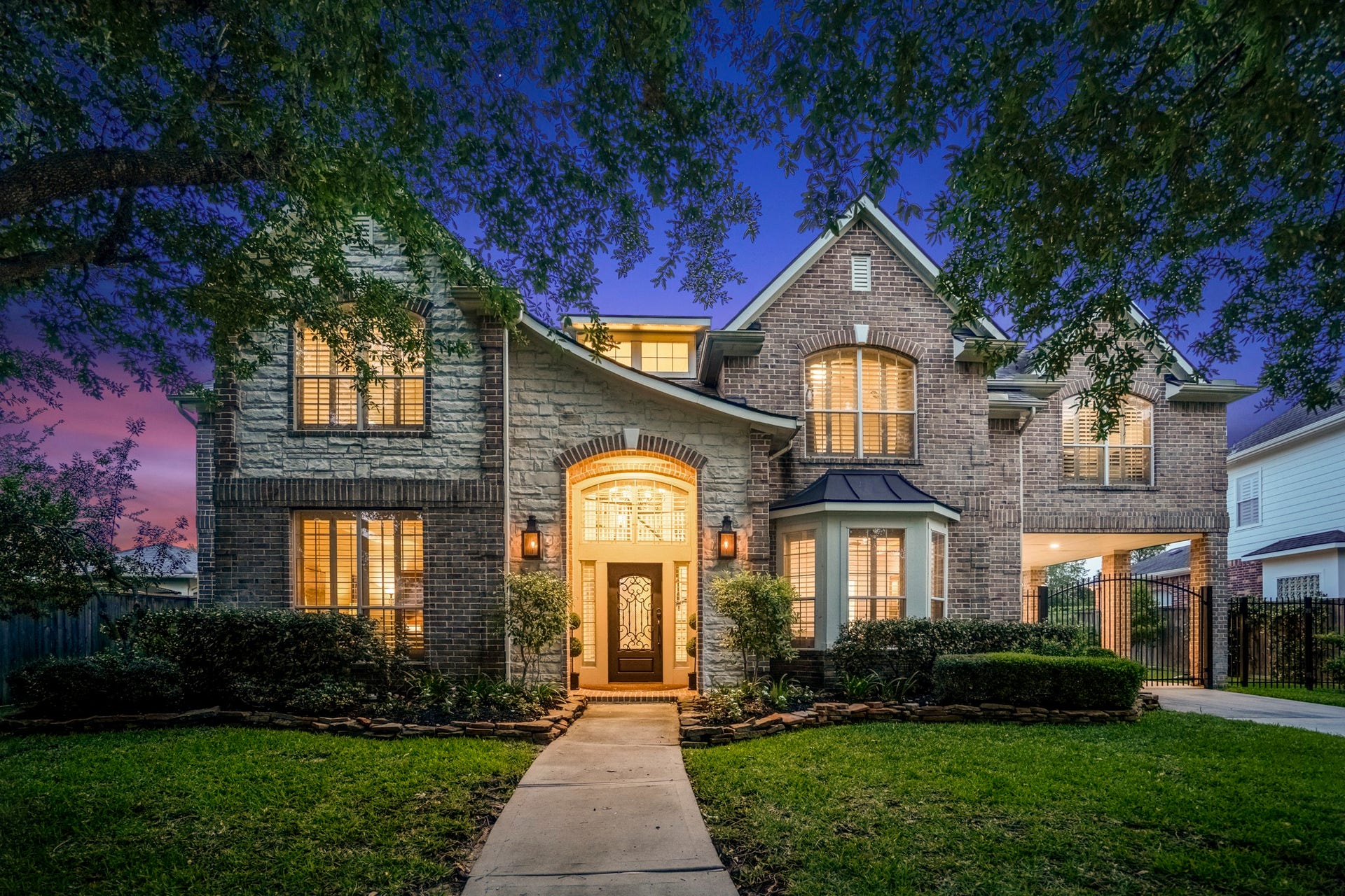 9707 Blue Cruls Way, Spring, TX 77379
