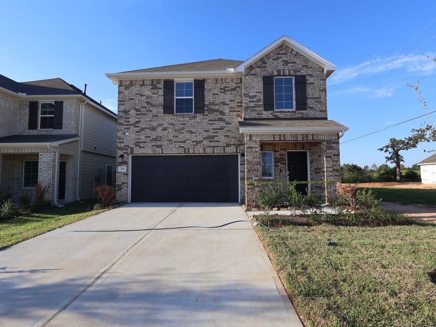 Property photo for 220 Hazy Pines Lane, Willis, TX