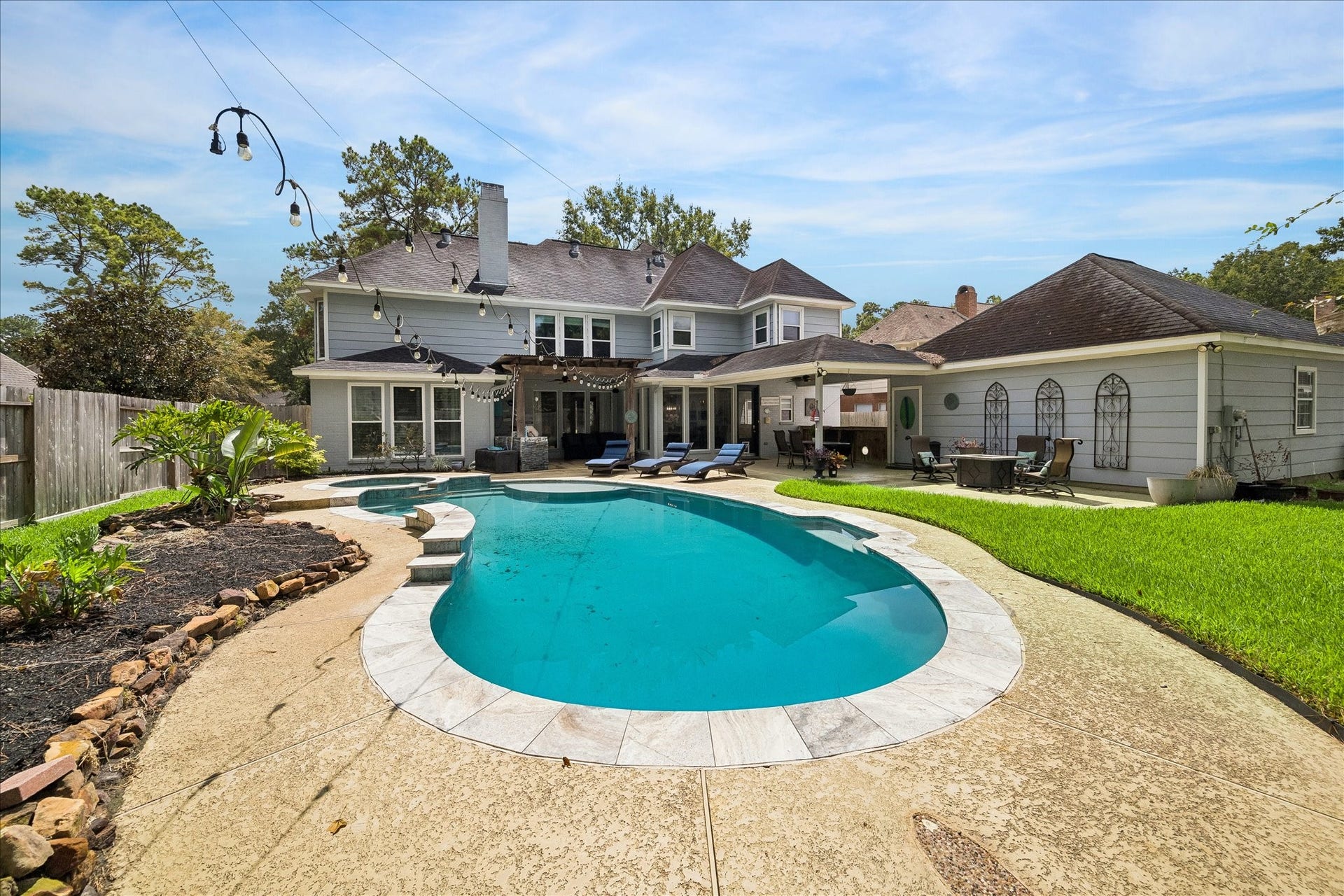5911 Garden Hollow Court, Houston, TX 77345