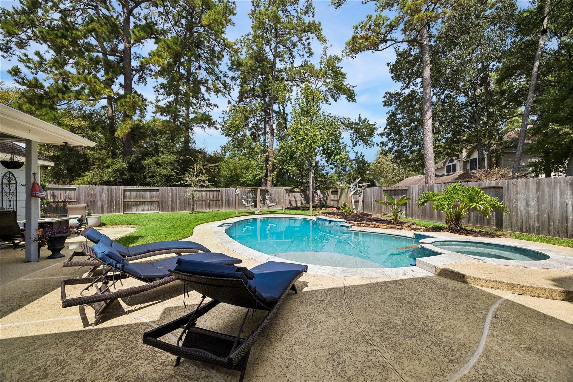 5911 Garden Hollow Court, Houston, TX 77345