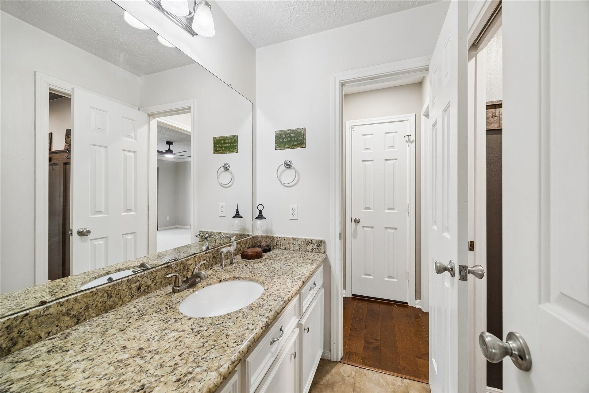 5911 Garden Hollow Court, Houston, TX 77345