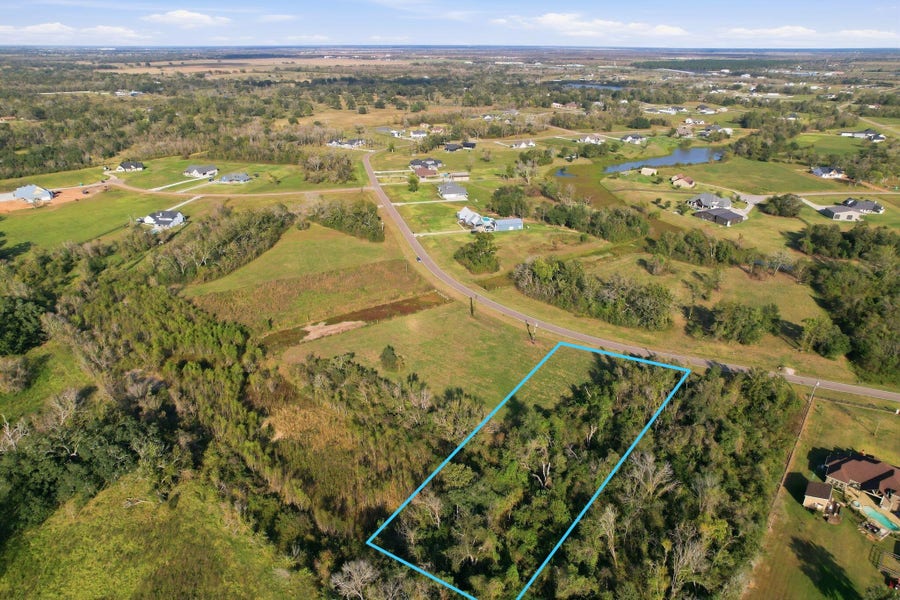 Property photo for 22818 Pittman Drive, Angleton, TX