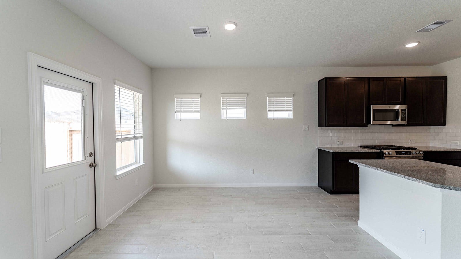 3112 Waxwing Drive, Brookshire, TX 77423 3112 Waxwing Drive, Brookshire, TX 77423