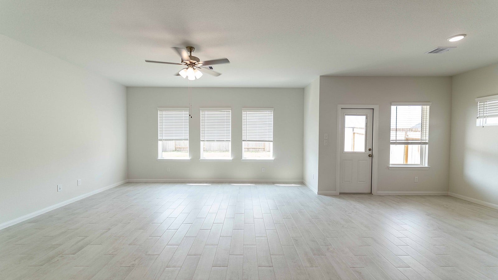 3112 Waxwing Drive, Brookshire, TX 77423 3112 Waxwing Drive, Brookshire, TX 77423