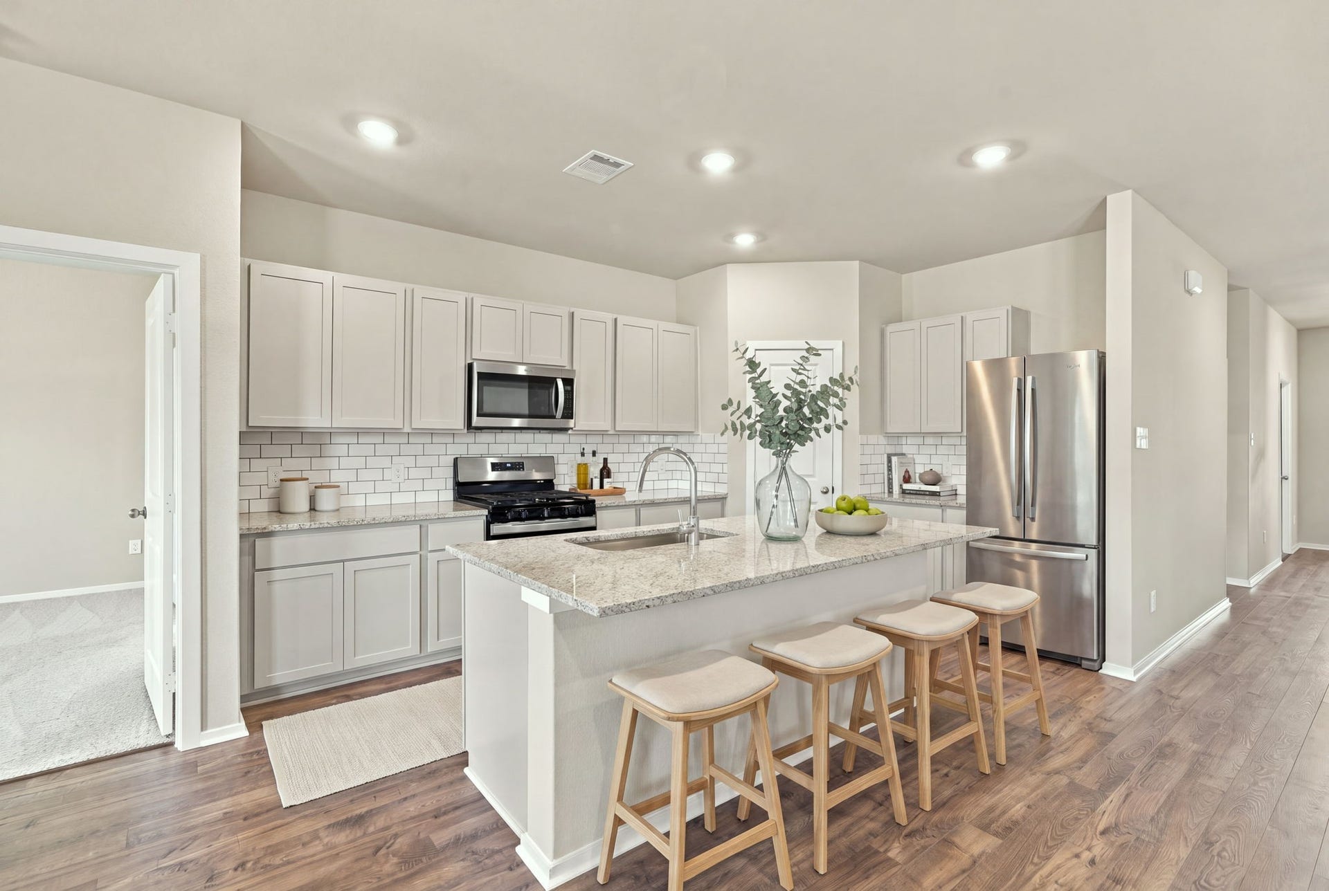 1911 Starlight Street, Angleton, TX 77515