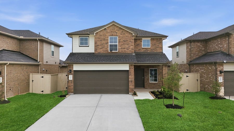 Property photo for 3406 Horseshoe Trail Lane, League City, TX