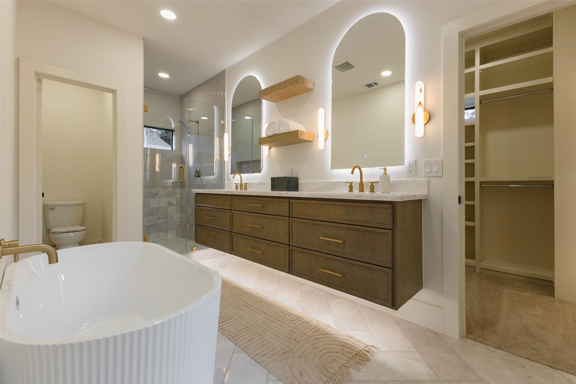 9910 Briarwild Lane, Houston, TX 77080 9910 Briarwild Lane, Houston, TX 77080