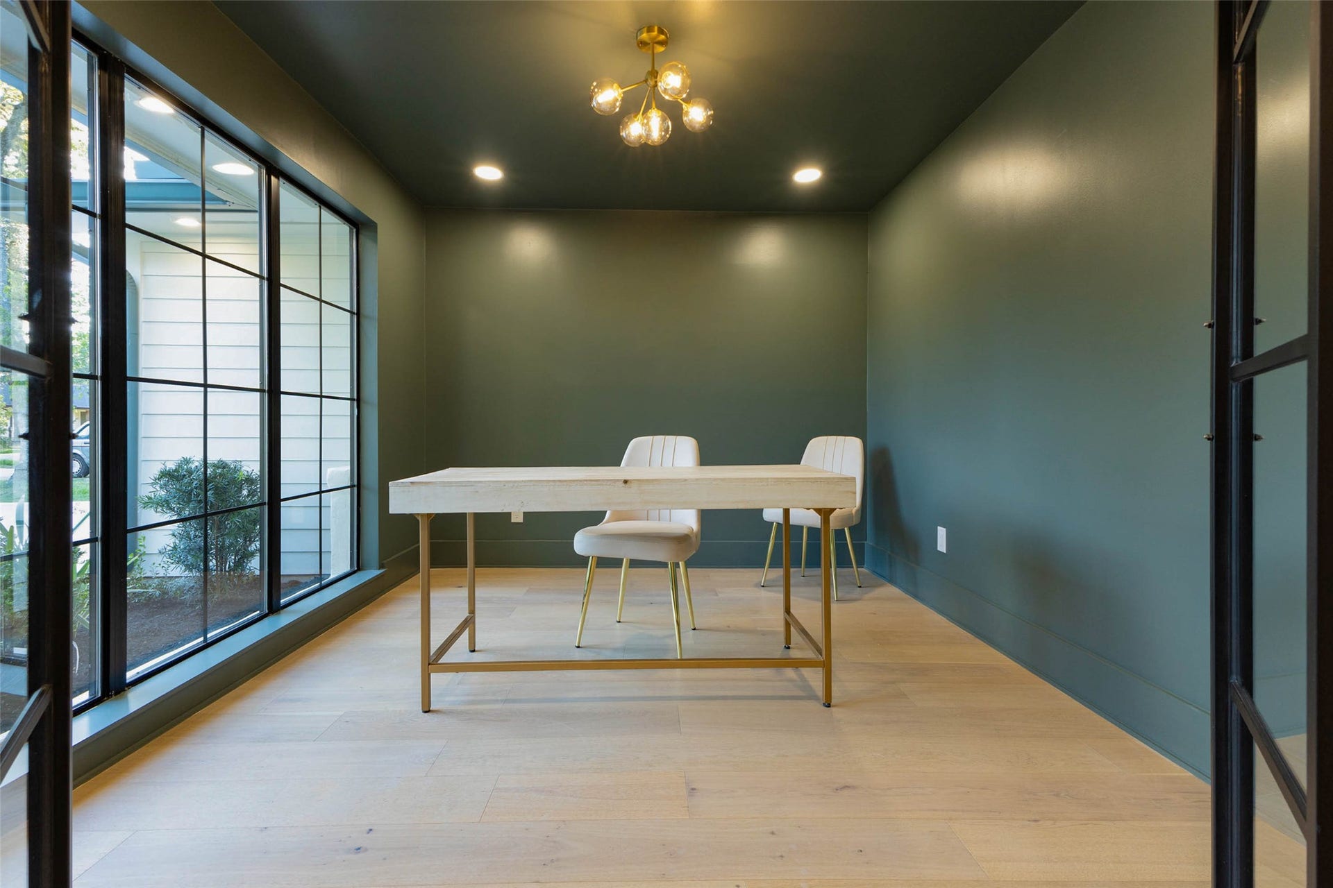 9910 Briarwild Lane, Houston, TX 77080 9910 Briarwild Lane, Houston, TX 77080