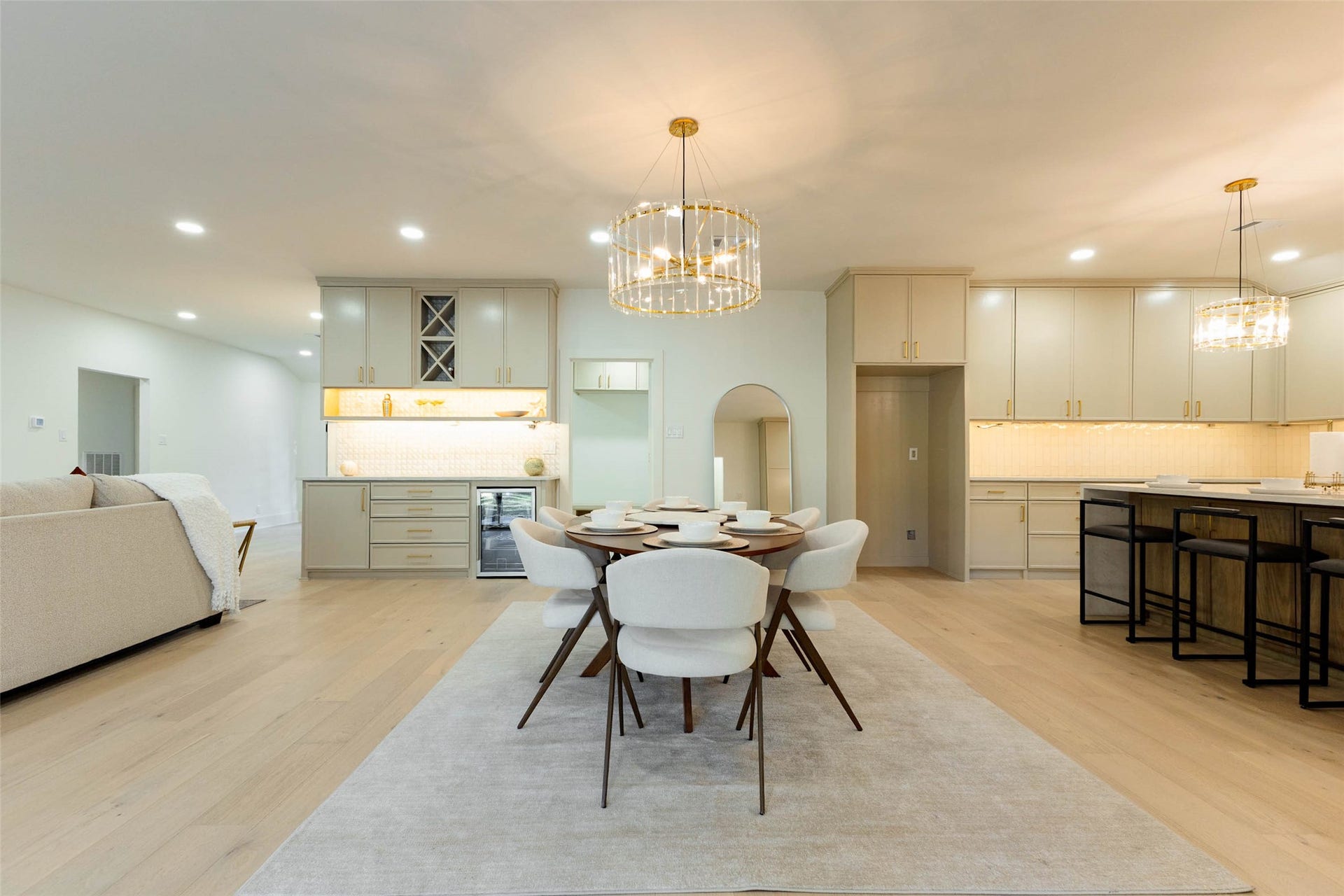 9910 Briarwild Lane, Houston, TX 77080 9910 Briarwild Lane, Houston, TX 77080