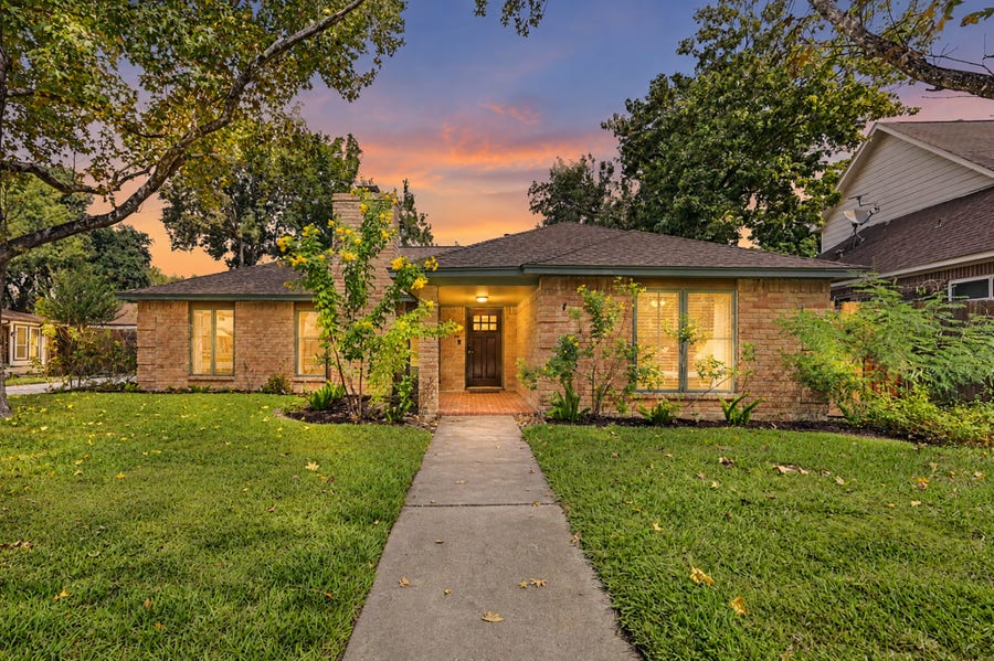 Property photo for 16106 Crawford Street, Jersey Village, TX