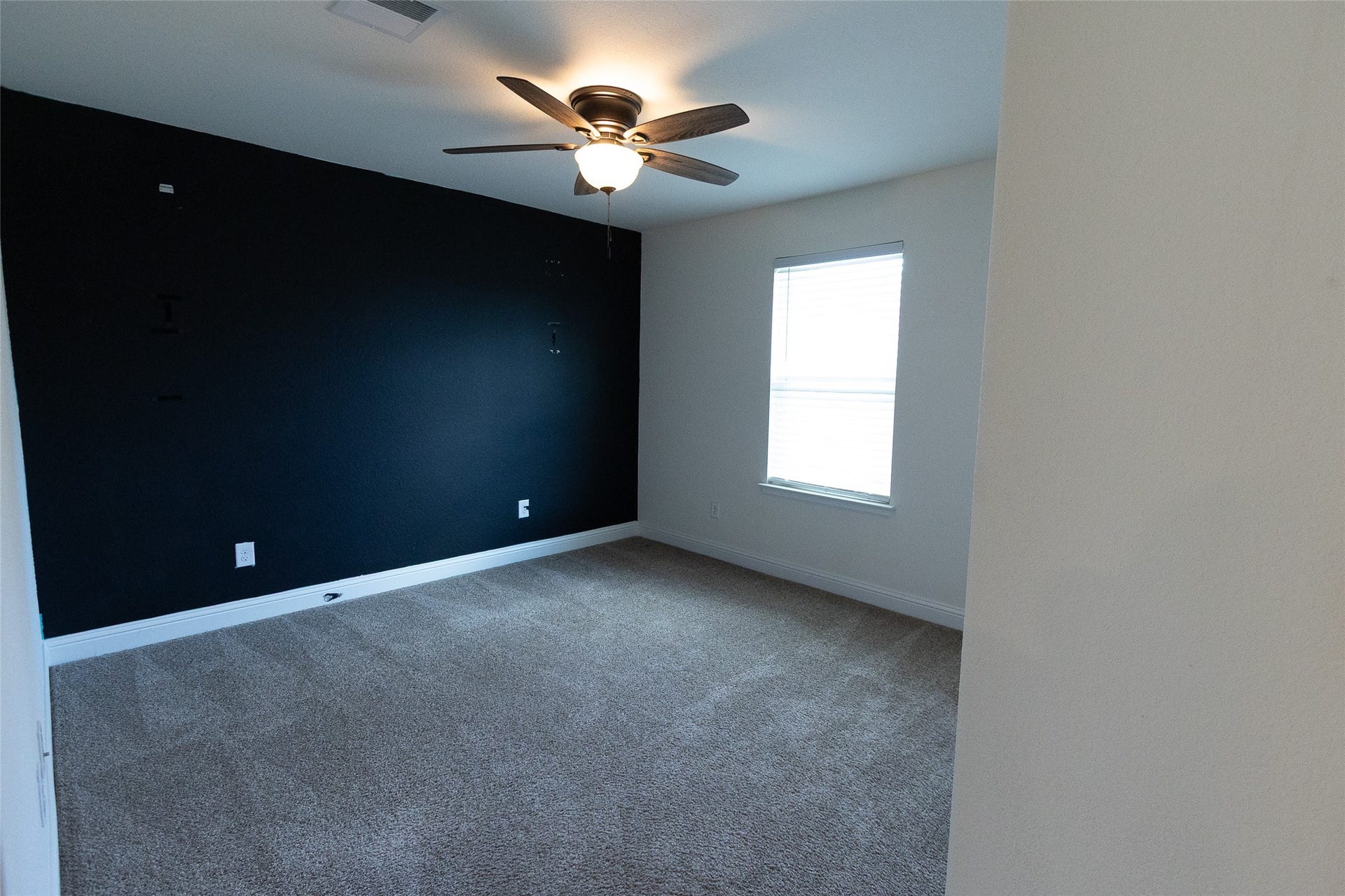 FIFTH BEDROOM