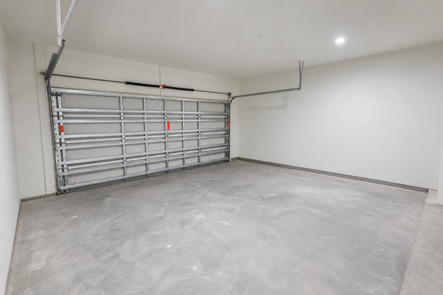 5815 Woodrow Street, Texas City, TX 77591 2 car garage