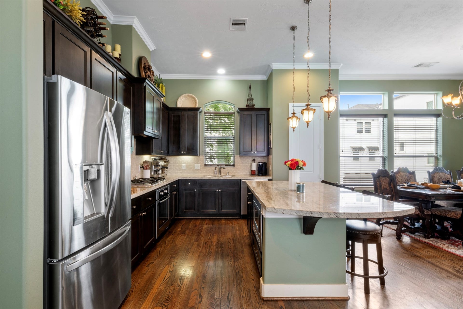 4217 Feagan Street, Houston, TX 77007 4217 Feagan Street, Houston, TX 77007
