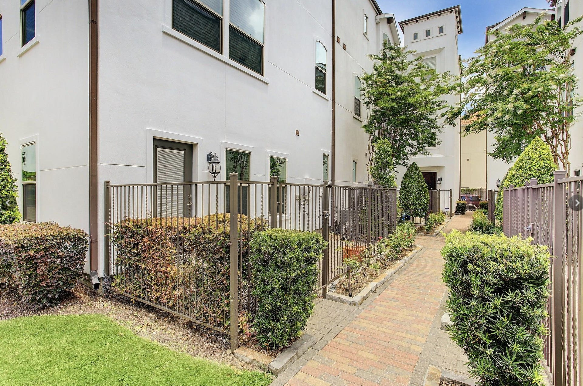 4217 Feagan Street, Houston, TX 77007 4217 Feagan Street, Houston, TX 77007