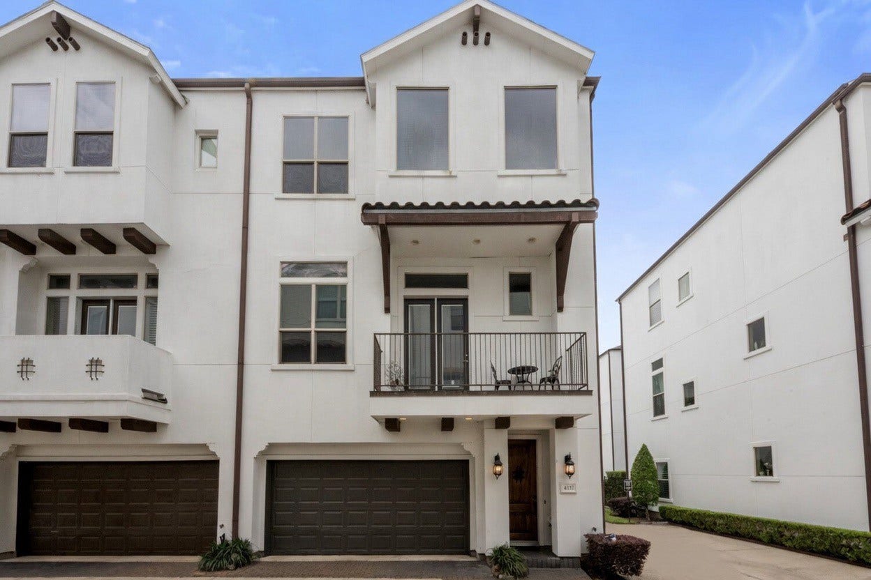 4217 Feagan Street, Houston, TX 77007 2 parking spaces on side of home