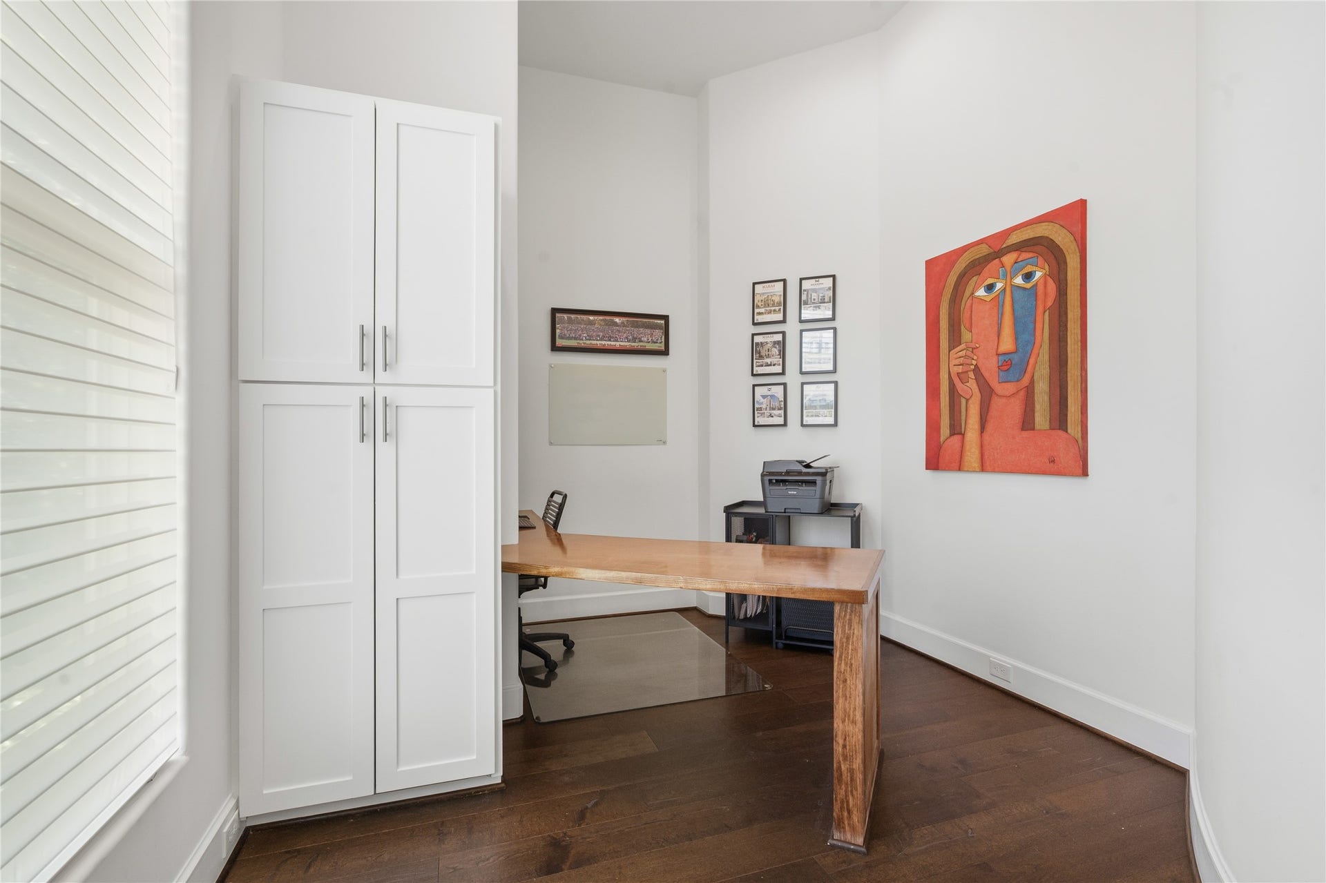 19 W Palmer Point, The Woodlands, TX 77381 Office