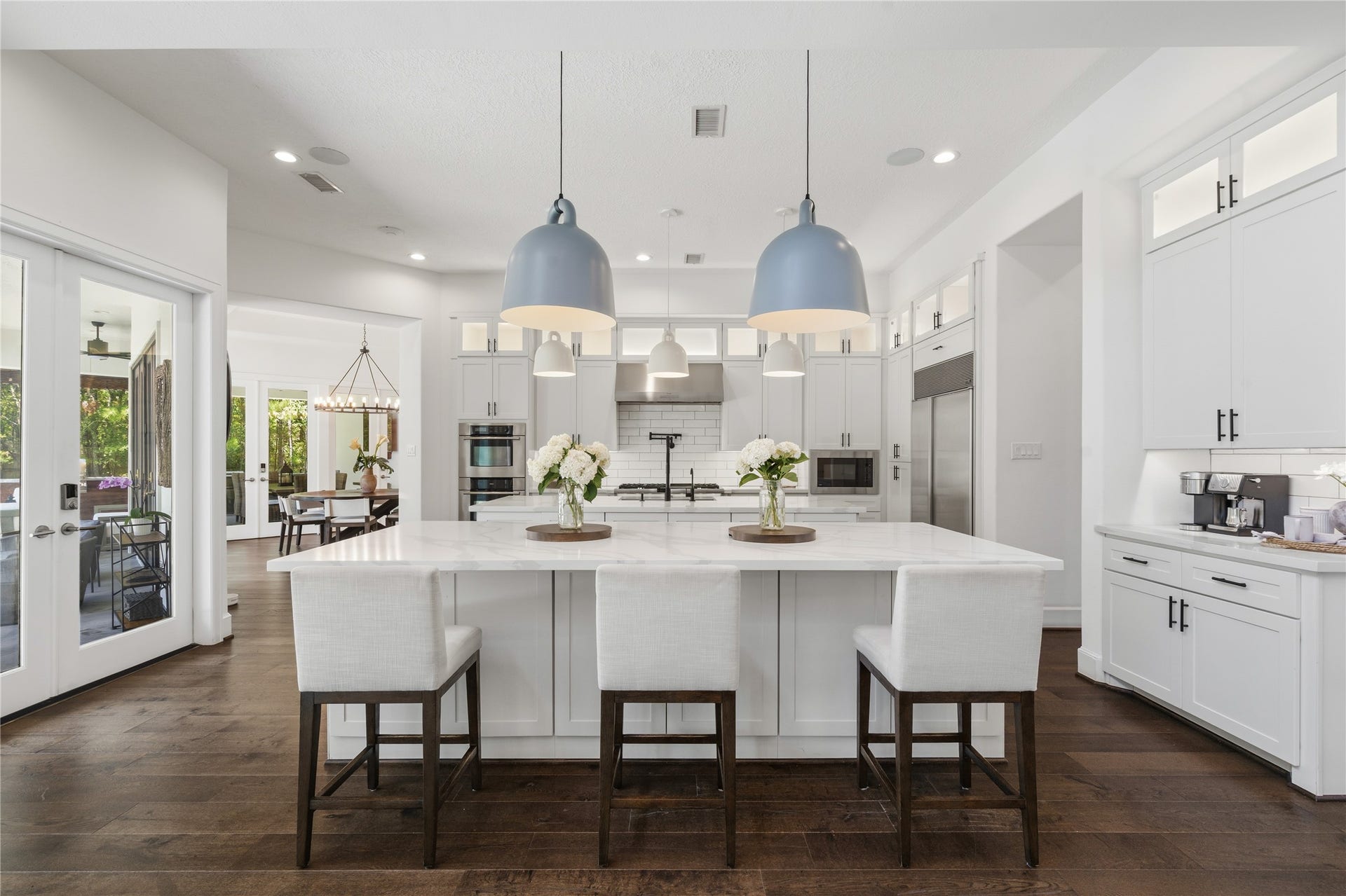 19 W Palmer Point, The Woodlands, TX 77381 19 W Palmer Point, The Woodlands, TX 77381