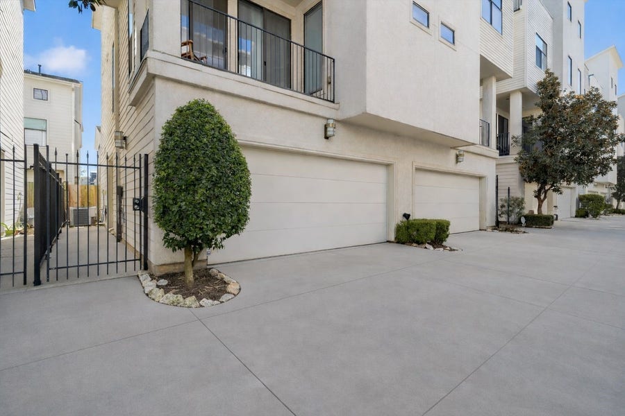 Property photo for 2529 Rusk Street, Houston, TX