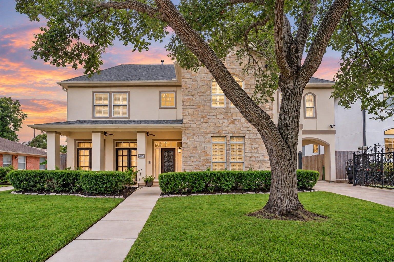 4021 Glenshire Street, Houston, TX 77025 4021 Glenshire Street, Houston, TX 77025