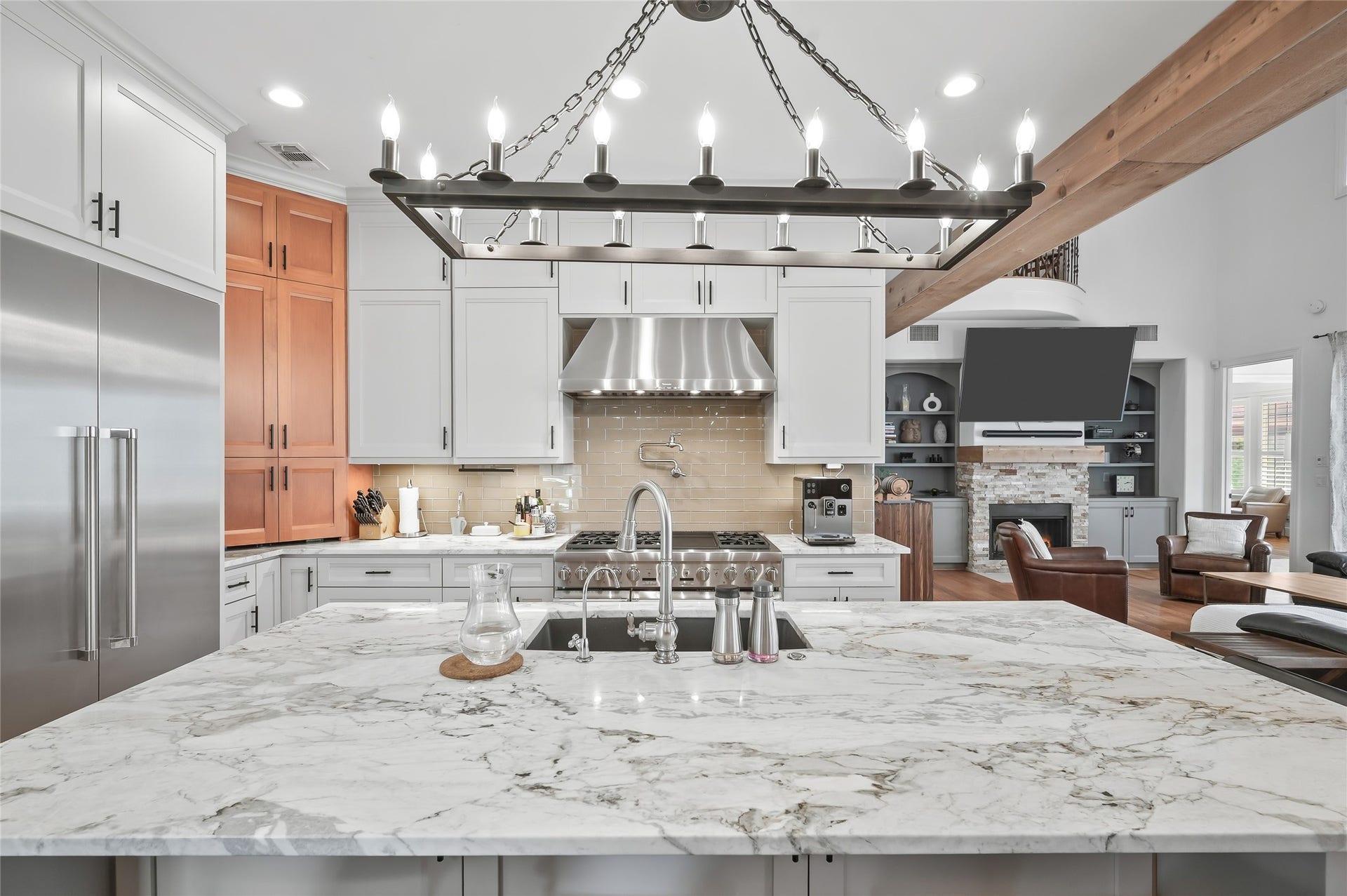4021 Glenshire Street, Houston, TX 77025 4021 Glenshire Street, Houston, TX 77025