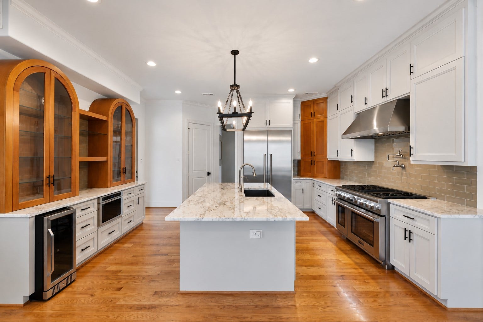 4021 Glenshire Street, Houston, TX 77025 4021 Glenshire Street, Houston, TX 77025