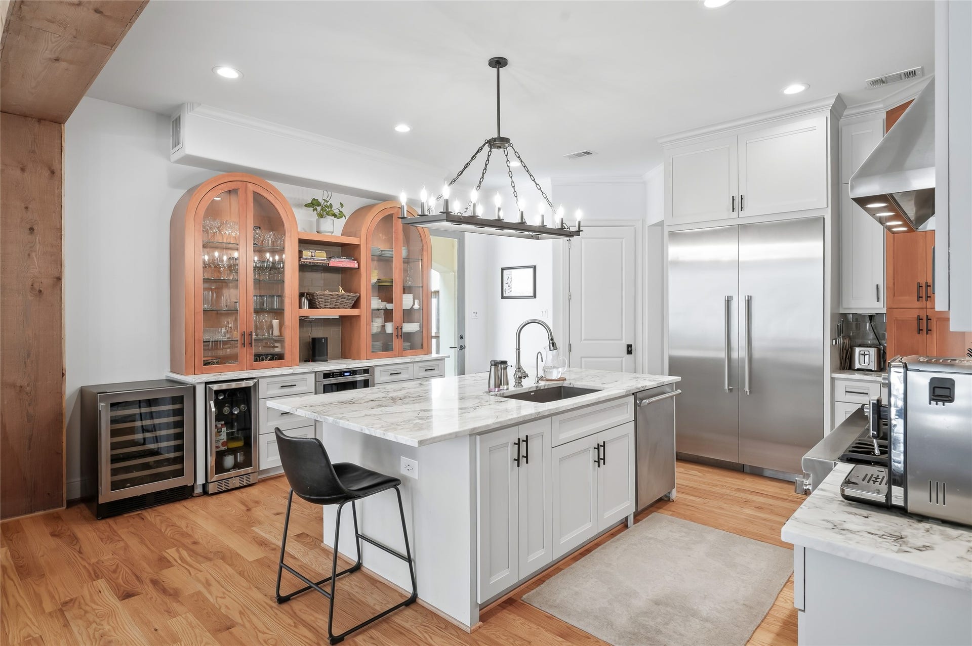 4021 Glenshire Street, Houston, TX 77025 4021 Glenshire Street, Houston, TX 77025