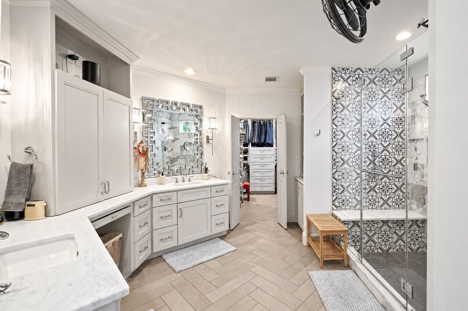 4021 Glenshire Street, Houston, TX 77025 4021 Glenshire Street, Houston, TX 77025