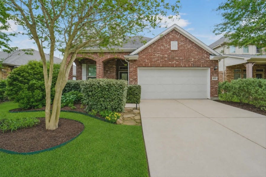 Property photo for 25003 Lakecrest Glen Drive, Katy, TX