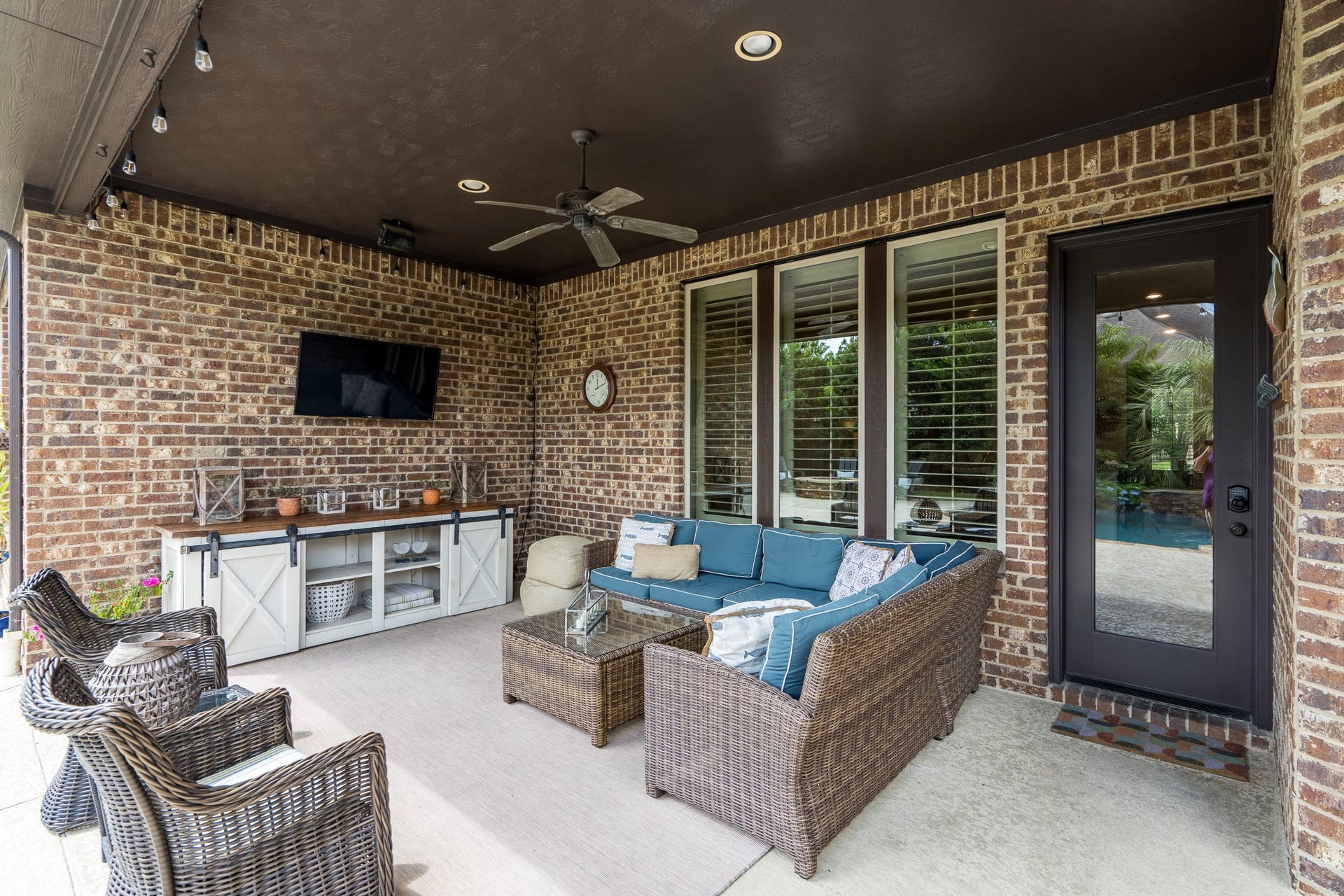Imagine entertaining friends and family in this tranquil space with an abundance of shade to beat the Texas heat!